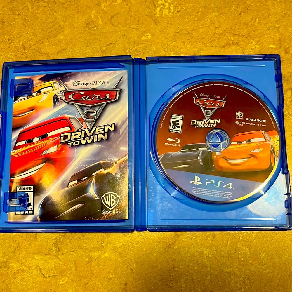 PS4 Cars Driven to Win